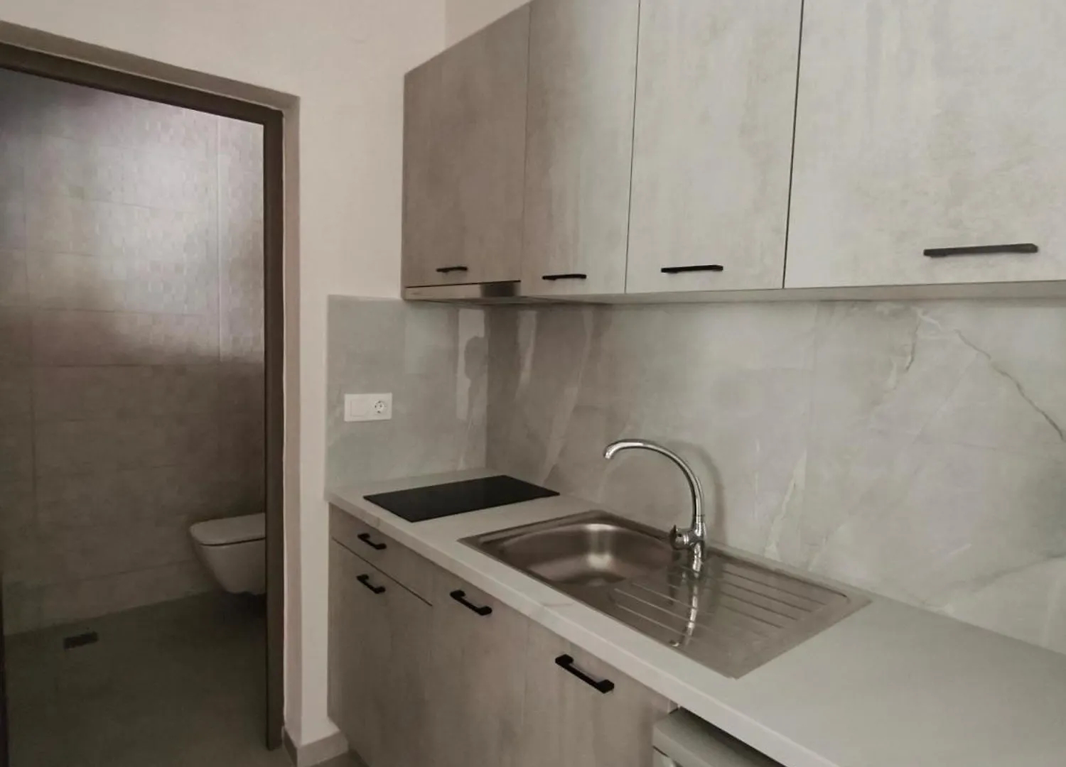 Daniela Apartments Nea Roda